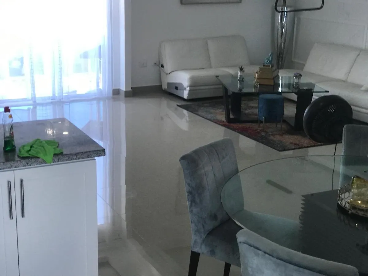 Lägenhet Residential Selene V Sunset Beach